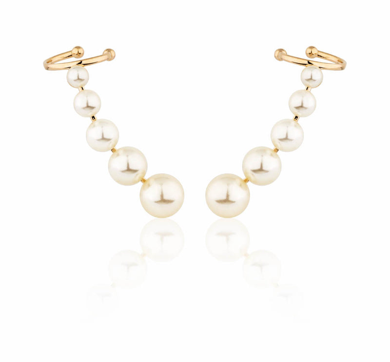 Naomi Pearl Ear Cuff Gold earrings