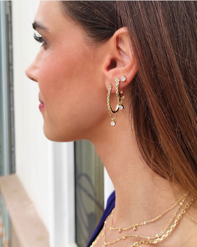 Amara Huggie Earrings Small In Gold